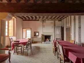 Mansion in Burgundy near Morvan Natural Park - Image 2
