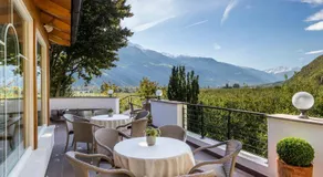 Garni Hotel Am Meilenstein - Image 2