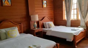 REKWOOD Hotel - Image 2