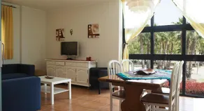 NINFA Apartamento con balcón ideal familias con vistas al mar - Image 2