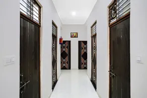 Hotel O Prayag Darshan Inn - Image 4