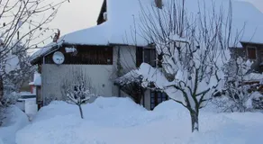 Chambres D'Hotes "Les Chiens Verts", jardin, terrasse, parking privé - Image 5