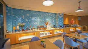 Hemei Hotel(Yuxi Nie Er Park Xiaomiao Street) - Image 3