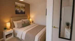 Deluxe Double 5 Suite Comfort, Style & Privacy - Image 2