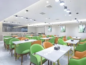GreenTree Inn Express Shangqiu Beihai Road South Railway Station - Image 4