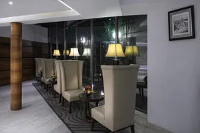 Hiltop Hotel - Image 4