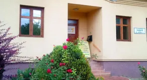 Highway House - Image 4