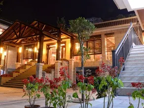 Wanning Hele Family Home Stay - Image 4
