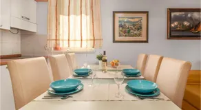 Beach Front Apartment In Crikvenica With Wifi - Image 4
