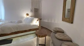 Myrto's Luxury Rooms - Image 2