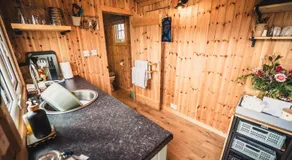 The Swift, Shepherds Hut at Bee Happy Breaks Scotland - Image 2