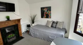 1st Floor Flat in Mews - Image 2