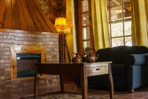 Renz Himalayan Retreat - Image 2