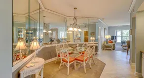 Updated Oceanfront 3 BR Full Kitchen Two King Bed Bikes & Beach Gear included - Image 5