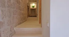 LUCIANA - Image 3