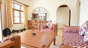 Diani Pearl - Image 2