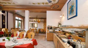Landhotel Hopp Garni - Image 2