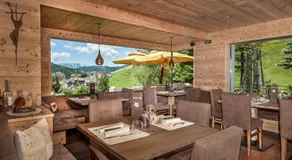 Hotel Val - Image 2