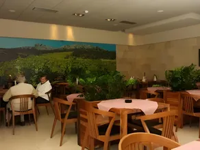 Hotel Grace - Image 3