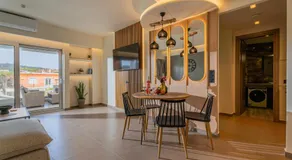 The Mall Luxury Suites - Image 3