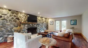 Stone House - Image 2