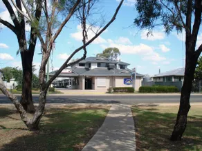 Oakey Motor Inn - Image 5