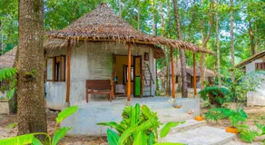 The Tropical Beach Resort - Image 5