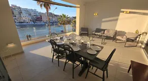 Luxury Waterfront 3BR Apartment with Large Terrace - Image 3