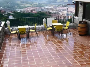 Hotel Artxanda Bilbao, Parking Gratuito en el Exterior Junto al Hotel - Image 5