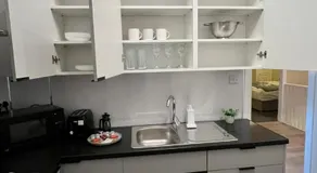 Edinburgh Shore Apartments - Image 5
