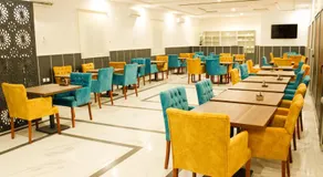 Urban Hotel Suites - Image 4