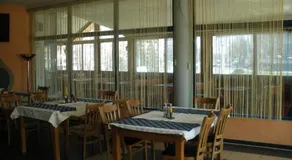 Brani Family Hotel - Image 2