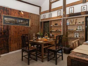 Fanjing Mountain Four Courtyard Homestay - Image 3