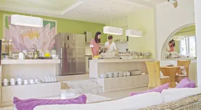 Waterlily Hotel Apartments - Image 3