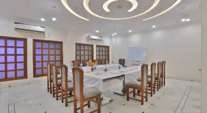 Hotel Yadgar - Near Railway Station - Image 5