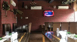 Red inn - Image 5