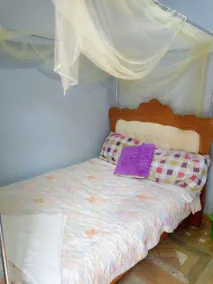 Ebony Park Lounge - Image 2