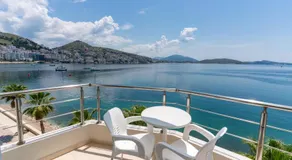 Titania Hotel - Image 3