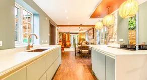 Salubrious Area, 1 double bedroom, NEC, BELFRY, BIRMINGHAM, RESORTS WORLD, DAYTON MANOR, - Image 3