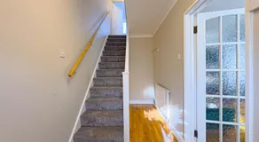 House - sleeps 7 private garden & parking - Image 4