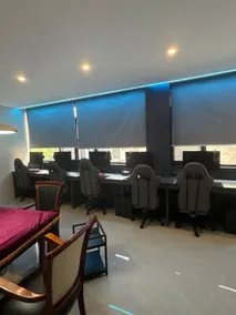 Yinhang Esports Hotel (Qiaoxing Times Central City Branch) - Image 3