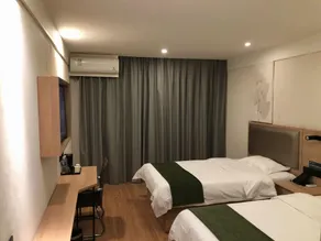 Green Tree Inn Express Jinan Huaiyin District Jingshi Road Children's Hospital - Image 5