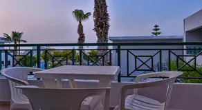 Villa Maria Apts - Image 3