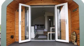 Strathy Bay Pods - Image 3