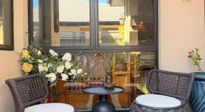 Midby's Elegant Guesthouse - 2 En-suite Rooms & 2 Rooms with Shared Bathroom - Image 5
