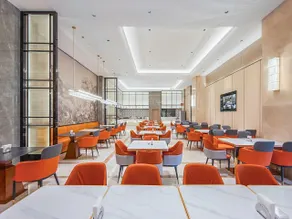 Vienna International Hotel Yingshan Taihe Xintiandi - Image 2