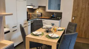 Quiet Apartment in Bulle with Terrace, Free Parking & Mountain Views - Image 4