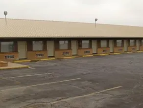Texan Inn and Suites Monahans - Image 5