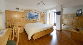 Hotel Presena - Image 2
