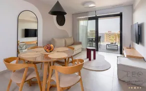 Sunset Cliffs Luxury Apart with Sea View - Image 3